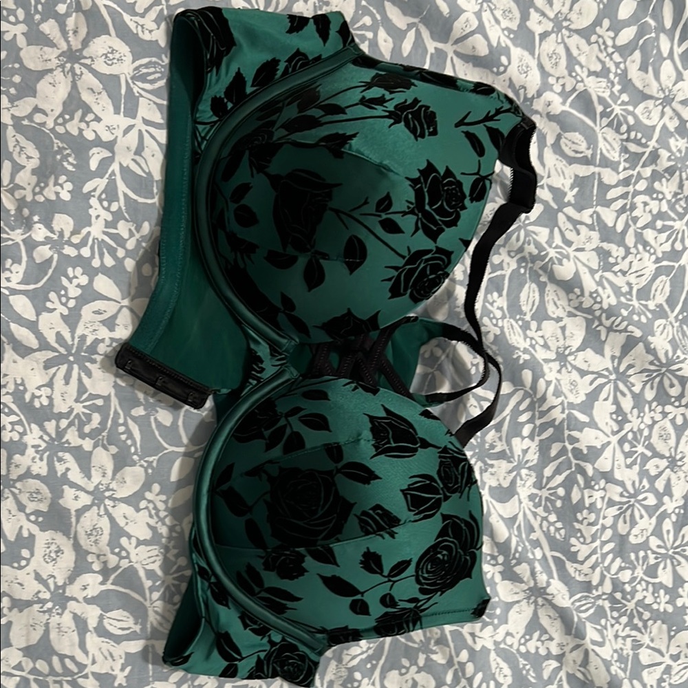 Torrid Green and Black Floral Bra with Molded Cups